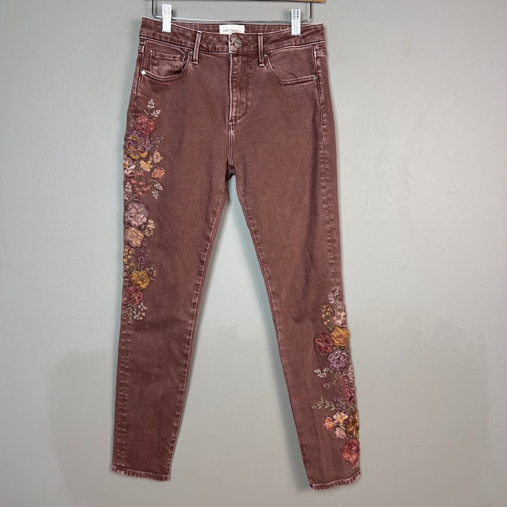 Driftwood Floral Embroidered Jeans Size 26 Brown 3-d Flower Boho Cottagecore